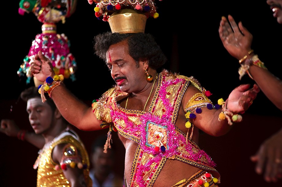 Velukudi Ramesh Group, Tiruvarur (Folk) (Mamallapuram Dance Festival 2012 - Folk dance)